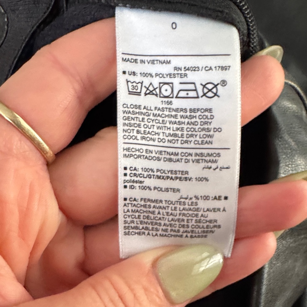 Old Navy Black Faux Leather High-Rise Skinny Leggings - Picture 3 of 3